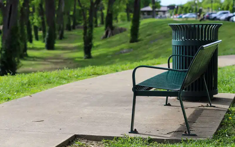 Metal-Bench-Metal-Park-Bench نیمکت فلزی و مبلمان شهری خرید و فروش انواع نیمکت فلزی ساده نیمکت فلزی پارک نیمکت فلزی اداری نیمکت فلزی باغی + مشاوره تخصصی و استعلام قیمت - نیمکت فلزی پارک